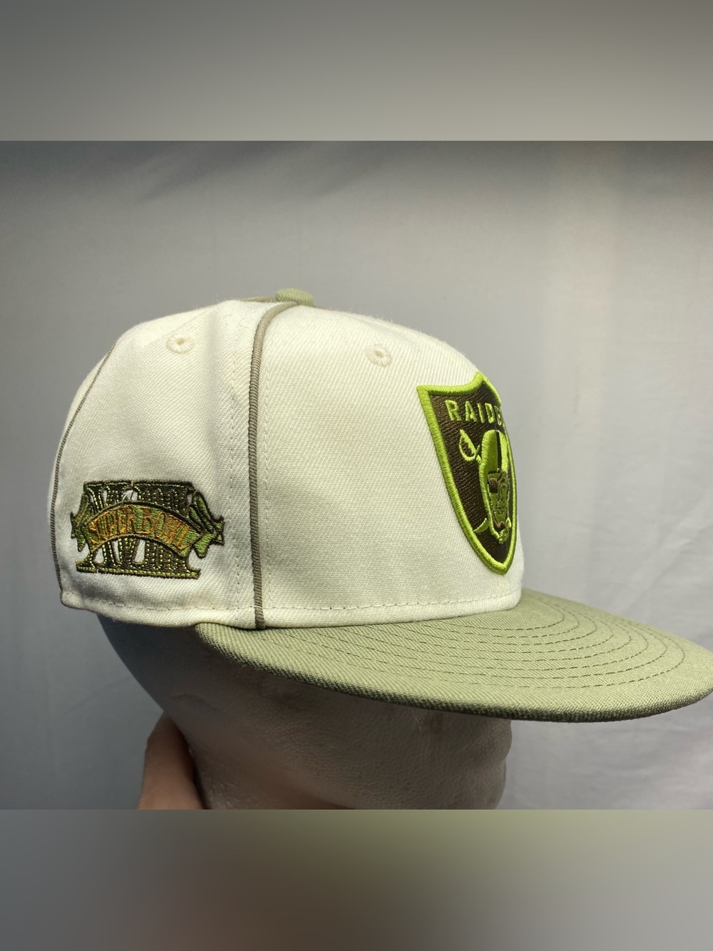 VTG New Era 59FIFTY Oakland Las Vegas Raiders Exclusive Super Bowl Patch Hat